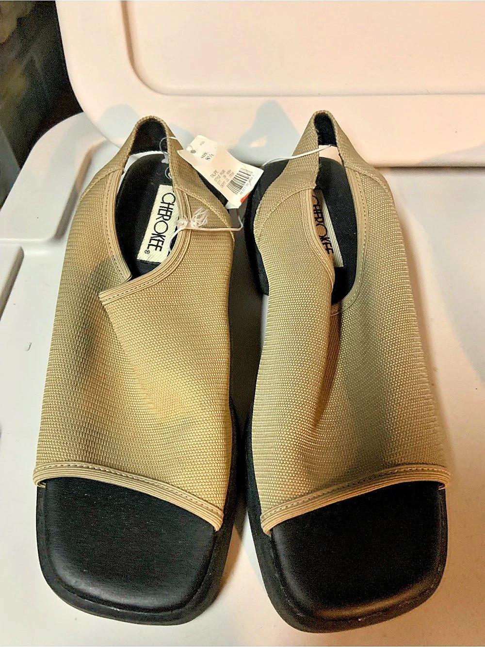 CHACO Women's Sport Sandals in Brown & Black NWT